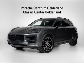 Porsche Cayenne E-Hybrid Black Edition