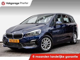 BMW 2-serie Tourer 216i Corporate Lease Executive Trekhaak/ Stoelverwarming/ Full map navigatie/ Climate control/ Pdc