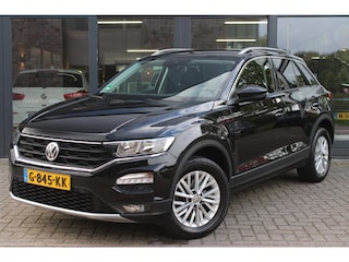Volkswagen T-Roc 1.5 TSI Style Business | Adaptive Cruise | Trekhaak 1500kg | Carplay | Stoelverwarming | Achteruitrijcamera |
