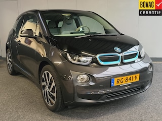 BMW i3 Basis Comfort 22 kWh Rijklaar Henk Jongen Auto's in Helmond, al 50 jaar service zoals 't hoort!