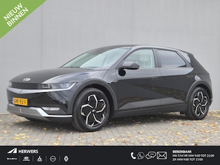 Hyundai Ioniq 5 Connect+ AWD 77.4 kWh Automaat / HUD / Stuur-, en Stoelverwarming / Allseason beanden / Trekgewicht 1600 Kg / Elektrische achterklep / Bose Audio Systeem / Apple Carplay Android Auto / Navigatie / Achteruitrijcamera /