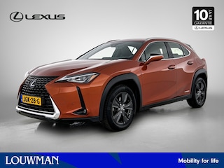 Lexus UX 250h Business Line | Stoel en stuurverwarming | Achteruitrijcamera |