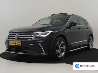 Volkswagen Tiguan 1.5 TSI R-Line Business+ | Electrische stoelen met geheugen | Elektrisch bedienbare achterklep met sensorsturing | Elektrisch glazen panorama-dak