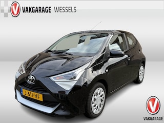 Toyota Aygo 1.0 VVT-i x-play | Airco | Camera | CDV |