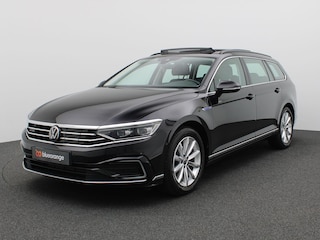 Volkswagen Passat Variant 1.4 TSI PHEV GTE Business 218PK DSG Pano-Schuifdak, Trekhaak, Adaptieve Cruise Control, Achteruitrijcamera, Keyless, Stoelverwarming voor + achter, Virtual Cockpit, Elektr. Achterklep, Stuurwielverwaming, 17" LM Velgen