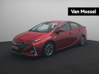 Toyota Prius 1.8 Plug-in Business Plus | Navi | Achteruitrijcamera + sensoren | Climate control | Head up display | Stoelverwarming | JBL Audio |