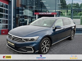 Volkswagen Passat 1.4 TSI DSG GTE PANO-DAK/TREKHAAK/CAMERA/MEMORY/DYNAUDIO/HUD/ACC