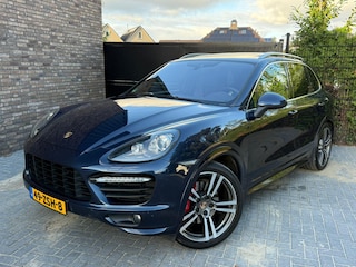 Porsche Cayenne 4.8 GTS. 1e EIG, Pano, Dealer onderh, Alcantara hemel, Luchtvering.