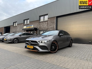 Mercedes-Benz CLA Shooting Brake 200 Premium Plus | 1E EIGENAAR | 12MND GARANTIE |  ORANGE EDITION | PANO | CARPLAY | SFEERVERLICHTING | DASHCAM | AUTOMAAT | LED |  AFSTANDSPILOT PLUS |