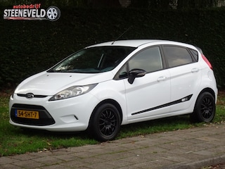 Ford Fiesta 1.25 Limited Black & White met Airco