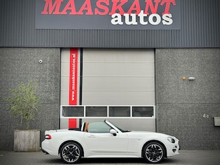 Fiat 124 1.4 MultiAir Turbo / Lusso / Pearl white / 2x velgen set / PERFECT CONDITION!