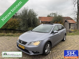 Seat Leon ST 1.2 TSI | Pano | Stoelverwarming | Trekhaak