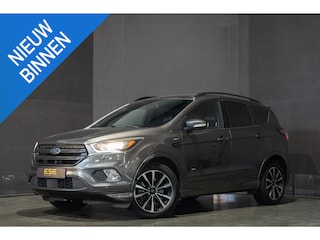 Ford Kuga 1.5 EcoBoost ST Line 4WD | Camera | Trekhaak | Dealer onderhouden