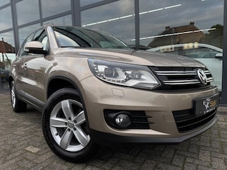 Volkswagen Tiguan 2.0 TSI Sport&Style 4Motion | Pano. | Camera