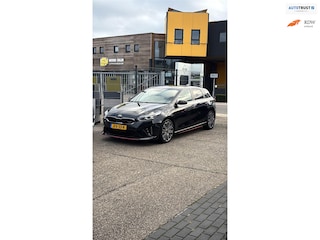 Kia Ceed 1.6 T-GDi GT