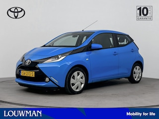 Toyota Aygo 1.0 VVT-i x-nav | Airco | Parkeercamera | Mistlampen | Metaallak |