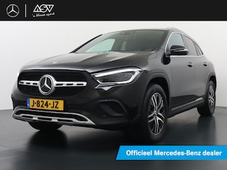 Mercedes-Benz GLA 200 Luxury Business Solution | Panorama - Schuifdak | Memory Seats | Sfeerverlichting | Keyless Entry | Apple Carplay / Android Auto | Augmented Reality | Multibeam LED Koplampen