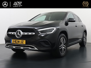 Mercedes-Benz GLA 200 Luxury Business Solution | Panorama - Schuifdak | Memory Seats | Sfeerverlichting | Keyless Entry | Apple Carplay / Android Auto | Augmented Reality | Multibeam LED Koplampen