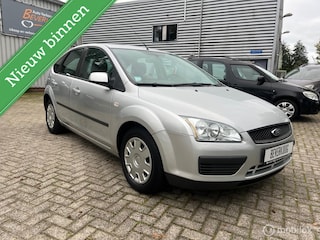Ford Focus 1.6-16V Silver Edition