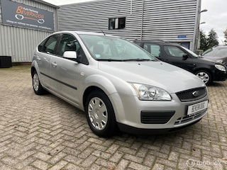 Ford Focus 1.6-16V Silver Edition