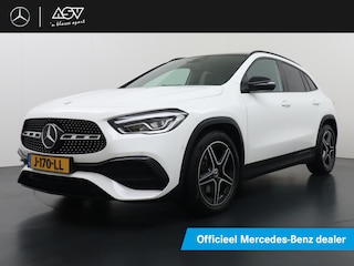 Mercedes-Benz GLA 200 AMG Business Solution | Panorama - Schuifdak | Trekhaak Wegklapbaar | Sfeerverlichting | Achteruitrij Camera | Stoelverwarming Voor | DAB+ Radio