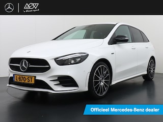 Mercedes-Benz B-klasse 250 e AMG | Trekhaak | Sfeerverlichting | 19" Multispaaks wielen | Achteruitrij Camera | Night Pakket |