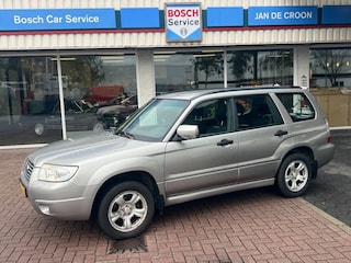 Subaru Forester 2.0 X COMFORT PACK 4x4 NL-auto Airco Trekhaak #LAGEKMSTAND