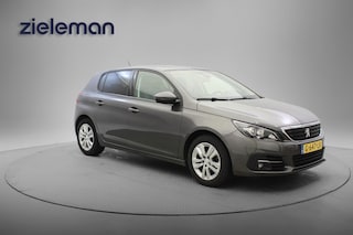 Peugeot 308 1.2 PureTech Executive - Carplay, Panorama, Camera, Navi, Cruise