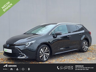 Toyota Corolla Touring Sports Hybrid 140 Dynamic Automaat / tot 10 jaar Garantie* / Winter Pakket / All Season banden / Adaptief CC / Stuur-, Stoel en voorruitverwarming / Draadloze telefoon lader / Apple Carplay / Android Auto / Achteruitrijcamera /