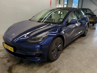 Tesla Model 3 Long-Range AWD 351pk 75 kWh FACELIFT [ WIT LEDER+TREKHAAK+WARMTEPOMP+AUTOPILOT+620KM WLTP+PREMIUM AUDIO ]
