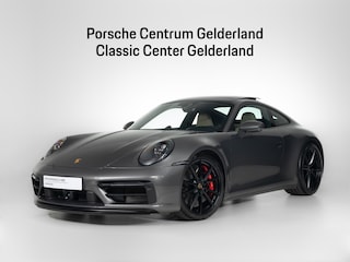 Porsche 911 Carrera GTS