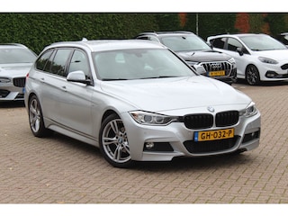 BMW 3-serie Touring 316i Executive M Sport / Alcantara / Navigatie / Parkeerhulp achter / Keyless / 18'' / Sportstoelen / Stoelverwarming / Xenon / Cruise Control