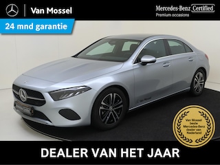 Mercedes-Benz A180 Star Edition Luxury Line - Achteruitrijcamera - Stoelverwarming - Carplay - Thermotronic