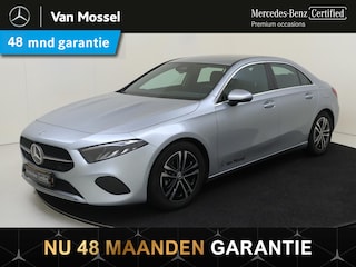 Mercedes-Benz A180 Star Edition Luxury Line - Achteruitrijcamera - Stoelverwarming - Carplay - Thermotronic