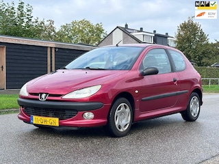 Peugeot 206 1.6 XS 25-10-2026 APK*NAP*Elektrische ramen*Stuurbekrachtiging*