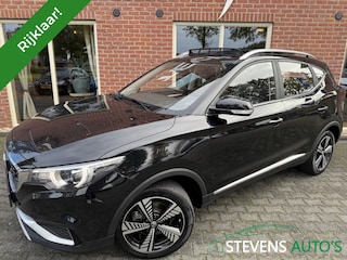 MG ZS EV Luxury 45 kWh PANODAK / LEER / STOELVERW. / CAMERA / CARPLAY