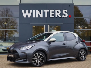 Toyota Yaris 1.5 Hybrid Dynamic | Navigatie | Camera | Stoelverwarming | Carplay | All-Seasons | Tot 10jr. garantie |