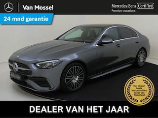 Mercedes-Benz C-klasse 180 AMG Line Privacy Glass / Sfeerverlichting / Stoelverwarming / Achteruitrijcamera / Dodehoek-Assistentie /