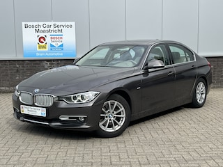 BMW 320i Edition High Executive | Schuifdak | Leer | Nwe Ketting | EfficientDynamics | Xenon | PDC | Interesse, Proefrit? Bel of app met: 06-24 28 28 42