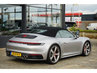 Porsche 911 Cabrio 3.0 Carrera 4 S 450 PK | 21'' Classic velgen | Sportstoelen