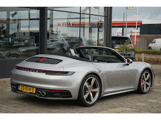 Porsche 911 Cabrio 3.0 Carrera 4 S 450 PK | 21'' Classic velgen | Sportstoelen