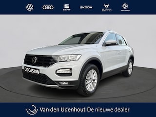 Volkswagen T-Roc 1.5 TSI Automaat |Style | Executive pakket | Navigatie | Climate Control