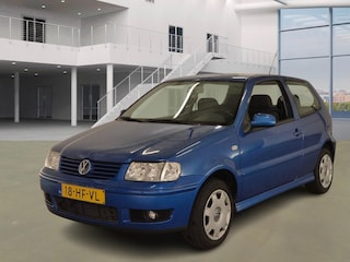 Volkswagen Polo 1.4-16V Trendline/AUTOMAAT
