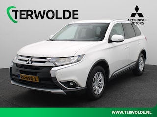 Mitsubishi Outlander 2.0 Business Edition | AUTOMAAT | Trekhaak |