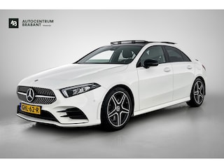 Mercedes-Benz A-klasse 250 Premium Plus AMG-Line (Dealer OnderH, Panorama, Sfeerverlichting, Camera, StoelV, PDC V+A, Etc)