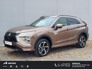 Mitsubishi Eclipse Cross 2.4 PHEV Business Executive / tot 8 jaar garantie mogelijk / 1500 kg Trekgewicht / Navigatie / 360° camera / Achterbank-, stuur- en voorstoelverwarming / Adaptieve Cruise Control /Android Auto / Apple Carplay /