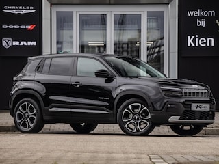 Jeep Avenger Summit 54 kWh | Full LED | Navi | Voorruit verwarming |