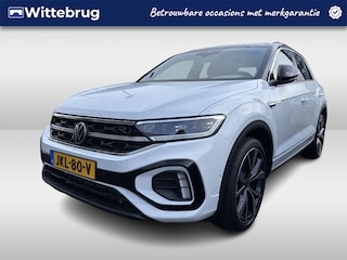 Volkswagen T-Roc 1.5 TSI 150pk R-Line DSG Automaat Cockpit Pro / Panoramadak / IQ Led / 19"LM Velgen / App-Connect / Camera