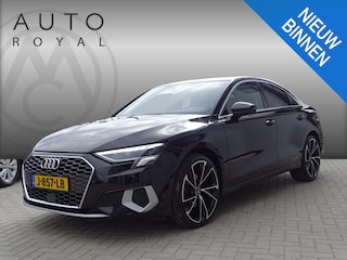 Audi A3 Limousine 35 TFSI S line edition Automaat, F1-Flippers, Sport Interieur, Key-Less, Navigatie, Multimedia, Airco/ECC, CruiseControl, Parkeersensoren, LM-velgen, Led