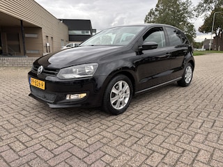 Volkswagen Polo 1.2-12V Comfortline 5 Deurs [ ecc,audio,lmv,pdc,trekhaak ]